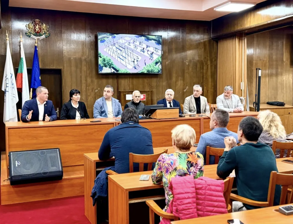 Община Русе обсъди площадка за калистеника край „Ялта“