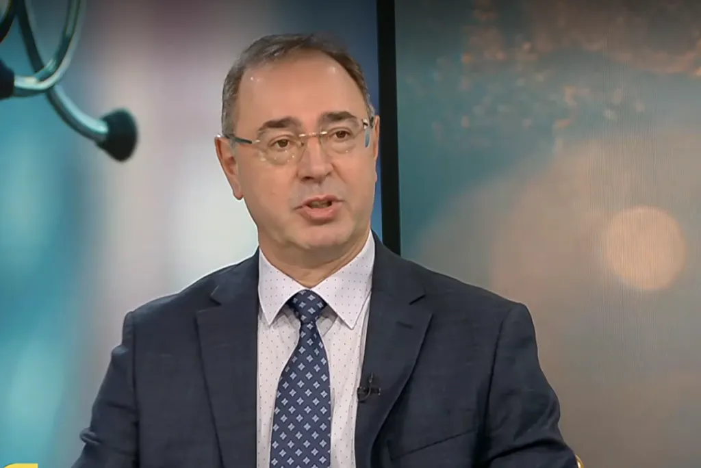 Проф. Георги Попов: ваксина срещу грип може и през ноември