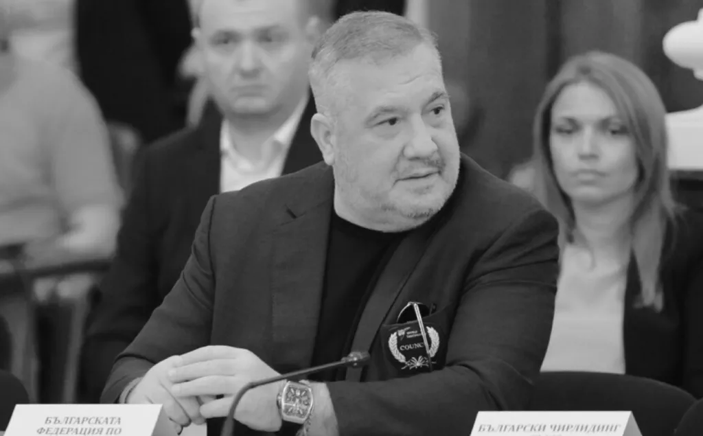 Трима са задържани за убийството на Слави Бинев