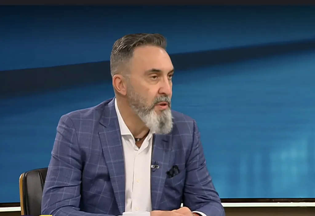 Проф. Калоян Давидов: Лекарите с пациенти нямат време за политика