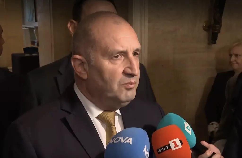 Румен Радев призова избирателите да подкрепят Илияна Йотова на балотажа