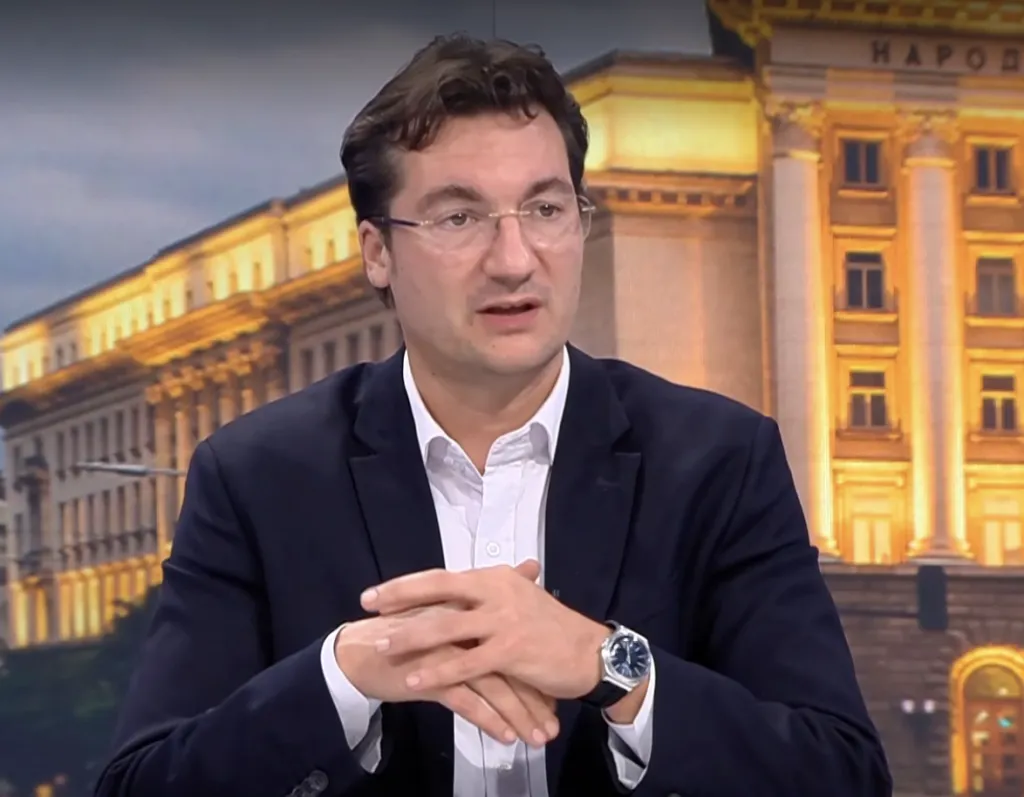 Крум Зарков свърза ниската активност с кризата в партиите