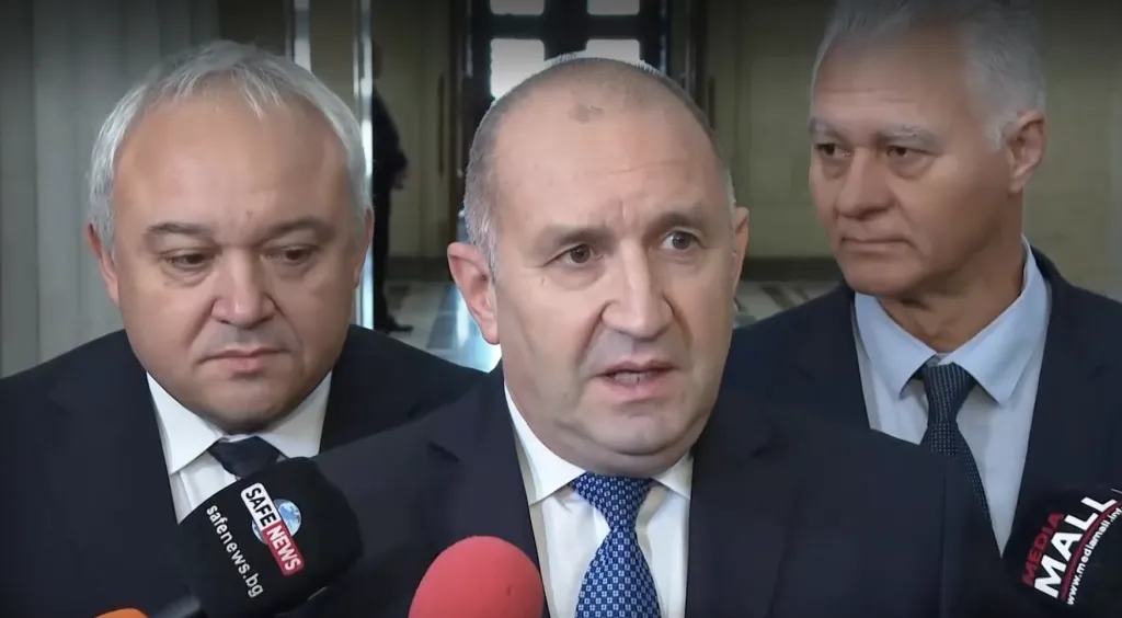 Радев преговаря с ЕК за запазване на увеличенията на доходите
